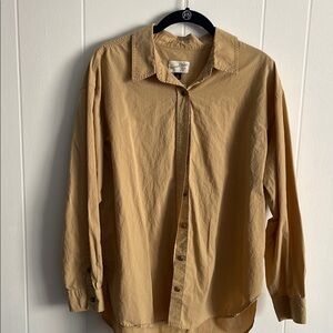 Universal Thread Men's Button-Down Shirt in Tan